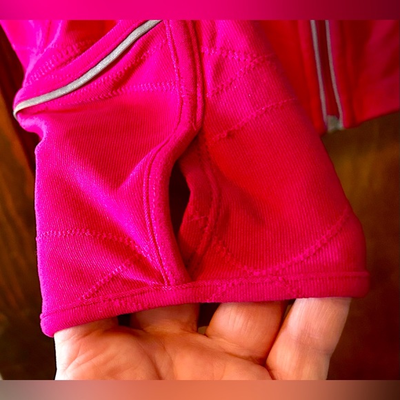 Kirkland Signature Activewear Jacket - Picture 3 of 4